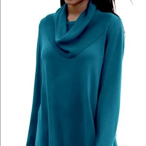 New with tags Cow Neck Tunic, Size Large